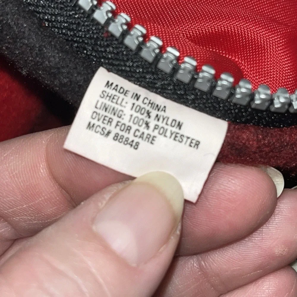 Marlboro Unlimited‎ Sleeping Bag Bed Roll Plaid Fleece Lined Red Vintage